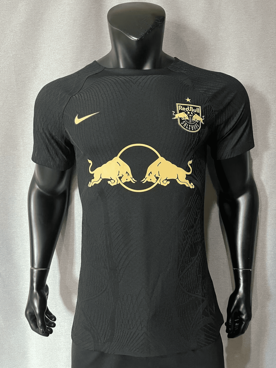 FC Red Bull Salzburg 23-24, Black Special | Legends Gallery