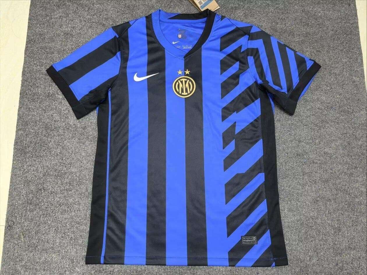 Inter | 7 | Legends Gallery